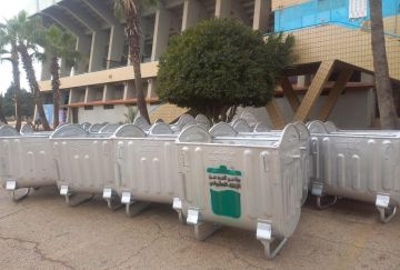 وزارة البيئة تنهي توزيع 600 حاوية وسلة نفايات في اربد