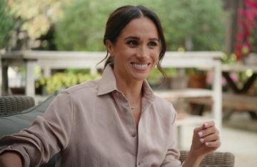 وثائقي يفضح حوارا صادما بين أفراد العائلة المالكة: ميغان غيورة وتثير الذعر! وثائقي يفضح حوارا صادما بين أفراد العائلة المالكة: ميغان غيورة وتثير الذعر!