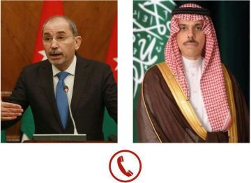 وزير الخارجية يبحث مع نظيره السعودي التصعيد الخطير في المنطقة وتداعياته