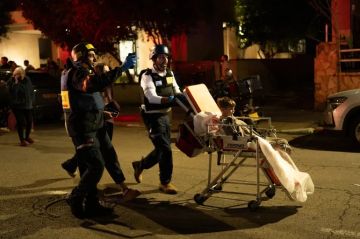 ضربات صاروخية إيرانية تدفع ملايين الإسرائيليين إلى الملاجئ