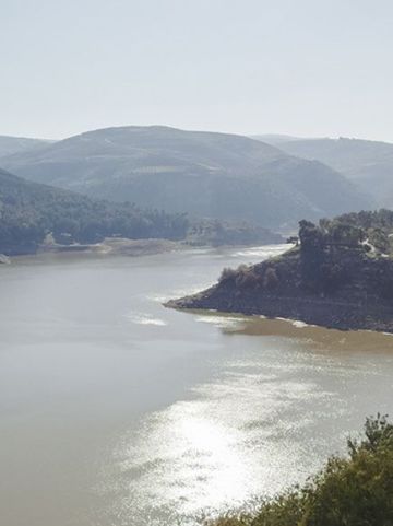  المياه تحذر من قرب فيضان سد الملك طلال