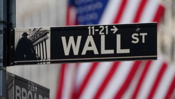 موجة هجرة غير مسبوقة من الولايات المتحدة.. هل انتهى الحلم الأمريكي؟ موجة هجرة غير مسبوقة من الولايات المتحدة.. هل انتهى الحلم الأمريكي؟