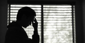 بعيدا عن التوتر والجفاف .. أسباب خفية للصداع بعيدا عن التوتر والجفاف .. أسباب خفية للصداع