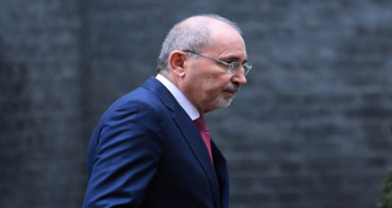 الصفدي يبحث مع روبيو التصعيد الخطير في المنطقة