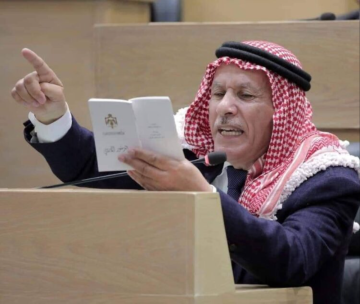 العرموطي يرفض اتفاقية مع إيطاليا .. ويحيي البابا ويدعوه بفتح الاقصى