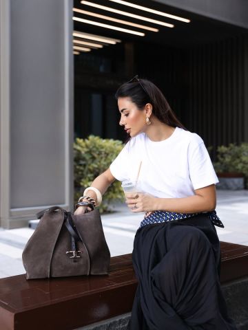 ديمة الأسدي وفن تنسيق القطع الأساسية