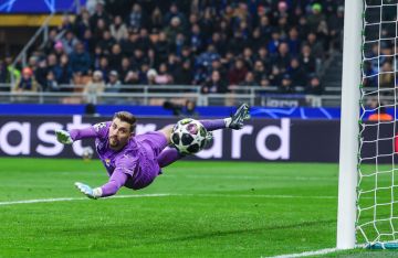 حارس مغمور يصنع التاريخ في دوري الأبطال رغم الإقصاء