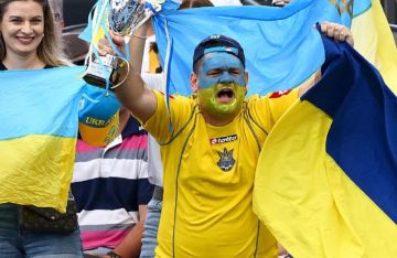 يويفا يعاقب أوكرانيا بسبب سلوك جماهيرها في بطولة أوروبا لكرة القدم داخل الصالات يويفا يعاقب أوكرانيا بسبب سلوك جماهيرها في بطولة أوروبا لكرة القدم داخل الصالات