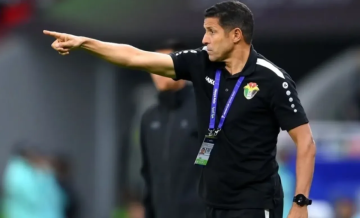 تعثر مفاوضات اتحاد الكرة الكويتي مع المغربي الحسين عموتة