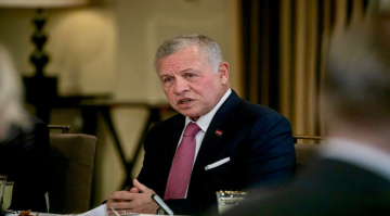 الملك يبحث مع زيلينسكي ضرورة الاحتكام للحوار كسبيل لحل الأزمات وتجنب امتدادها