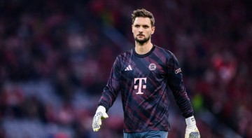 بايرن ميونيخ يدعم الظهور الأول لحارسه أولرايش بايرن ميونيخ يدعم الظهور الأول لحارسه أولرايش