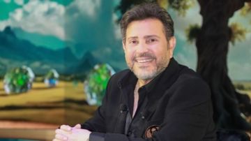 حقيقة وفاة هاني شاكر.. ومصادر تكشف تطورات حالته من داخل العناية المركزة