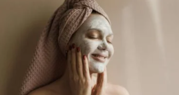 روتين العناية بالبشرة خلال فصل الربيع