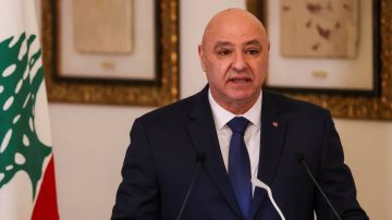 الرئيس اللبناني: ما من أحد كان يتوقع أن تقع حرب الآخرين من جديد على أرضنا الرئيس اللبناني: ما من أحد كان يتوقع أن تقع حرب الآخرين من جديد على أرضنا