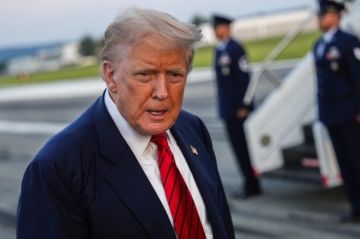 ترمب يجري محادثات مع قادة إسرائيل والبحرين والإمارات