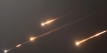 الجيش الإسرائيلي : استهدفنا هيئة الاستخبارات الرئيسية للنظام الإيراني