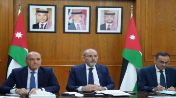 الصفدي: أمن الدول العربية واحد ويستوجب الوقوف صفا لمواجهة الاعتداءات الإيرانية