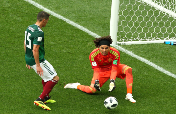 في سن الأربعين .. أوتشوا يعود لإنقاذ عرين المكسيك قبل كأس العالم