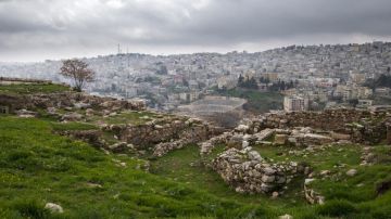 أجواء باردة وماطرة وتحذيرات من تشكل السيول والرياح القوية