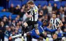 نيوكاسل يلحق بتشيلسي هزيمته الثانية في 4 أيام