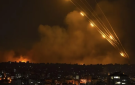إعلام: اعتراض صاروخين في ديمونة وسقوط ثالث بمنطقة مفتوحة