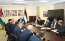 وزير النقل يبحث تعزيز التعاون بين مشغلي المطارات في الأردن