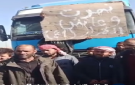 سوري من حدود جابر: لن تمر شاحنة أردنية أبناء سوريا أحق .. فيديو
