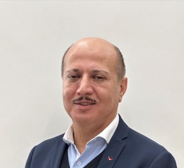 سفير السلام العالمي حسن الوهداني يهنئ بالعيد: رسالة إنسانية لتعزيز التعايش وتعدد الأديان