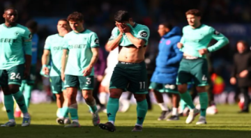 ولفرهامبتون أول الهابطين من الدوري الإنجليزي