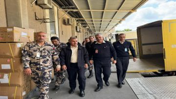 العكاليك يؤكد تسريع الإجراءات الجمركية بمركز مطار التخليص