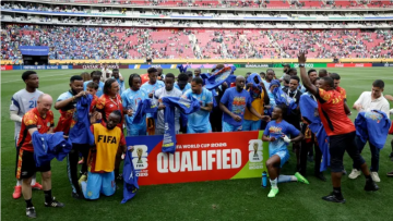 رئيس الكونغو يمنح اللاعبين منزلاً وسيارة بعد التأهل لكأس العالم