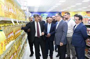 القضاة : الحكومة تولي اهتماما كبيرا بعمل المؤسستين الاستهلاكيتين