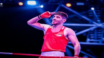 عشيش يعتلي عرش آسيا بذهبية الملاكمة بعد التغلب على بطل العالم