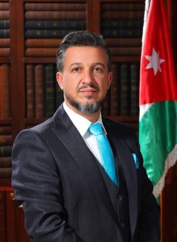 رئة نيسان .. بين غبار الخماسين وسحب الفيب الزائفة! رئة نيسان .. بين غبار الخماسين وسحب الفيب الزائفة!