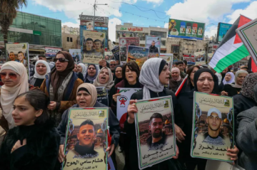 مواجهات بالضفة رفضا لقانون إعدام الأسرى بالتزامن مع اقتحامات إسرائيلية