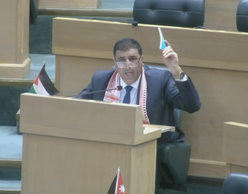 بالفيديو .. القبلان يهاجم الحكومة تحت القبة: لو زرعناها بامية بتجيب أكثر .. ووزير المياه شايف حاله أكبر من النواب