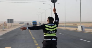 السير توصي بالقيادة الحذرة والمسافة الآمنة لتقليل الحوادث وحماية المشاة