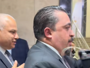 النائب حواري ينفعل على وزير العمل: هسا صرتوا أنتوا والعمل الإسلامي متفقين؟ .. والبكار يرد: إنتوا نواب ببعض .. فيديو