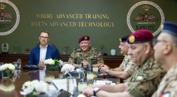  عاجل الملك والرئيس الفنلندي يتابعان تمرينا تعبويا في مركز الملك عبد الثاني لتدريب العمليات الخاصة