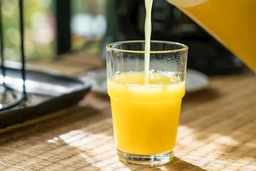 فيتامين د وعصير البرتقال- 5 مشروبات تحتوي عليه أكثر منه