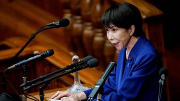 اليابان ستسحب من مخزوناتها النفطية كمية تكفي 20 يوما إضافيا اليابان ستسحب من مخزوناتها النفطية كمية تكفي 20 يوما إضافيا