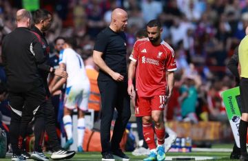 لا يجب أن تنتهي هذه الرحلة.. ردود أفعال جماهير ليفربول على إصابة محمد صلاح أمام كريستال (فيديو- صور)