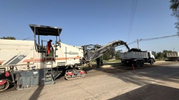 وزارة الأشغال تباشر بصيانة طريق دير علا الرئيسي