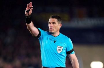 برشلونة يتقدم بشكوى رسمية لليويفا ضد حكام مباراة أتليتيكو مدريد