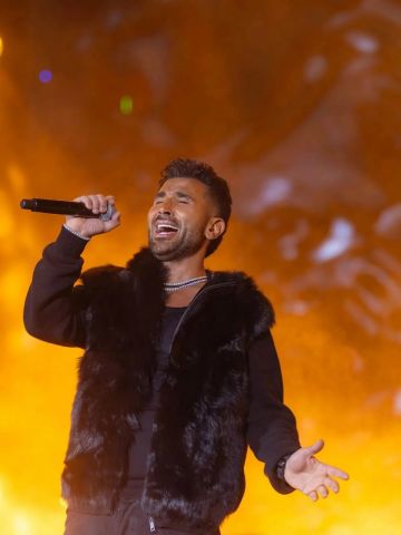 أحمد سعد يشوق محبيه لحفلاته في أميركا خلال كأس العالم (فيديو)