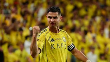 خالد الشنيف: ما شهدناه هو ممر شرفي من لاعبي الأهلي لرونالدو (فيديو)