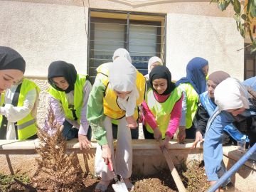 اختتام التطوع الأخضر ومبادرات بيئية ووطنية تعزز الوعي والمسؤولية في مراكز إربد.