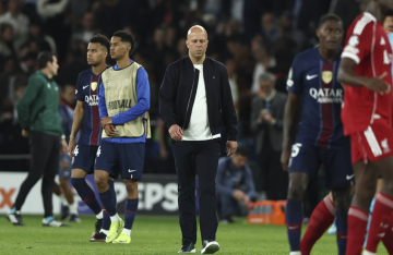 أول تعليق من سلوت بعد خروج ليفربول من دوري أبطال أوروبا