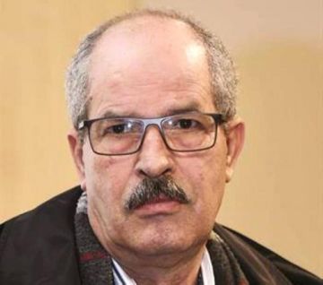 عن القوة والسلطة