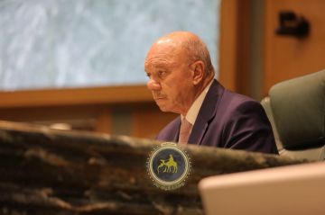 الأعيان يقر 6 مشاريع قوانين كما وردت من النواب